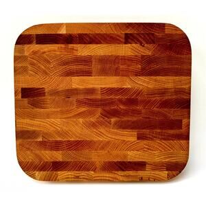 Thick End Grain Oak Cutting Board With Feet